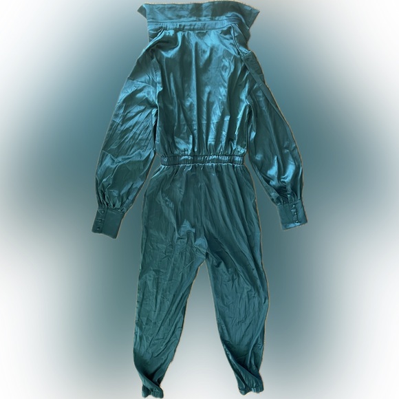 FASHION NOVA Jumpsuit - Picture 2 of 8